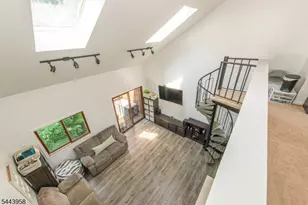2 Steamboat Dr, Vernon, NJ 07462 - Photo 22