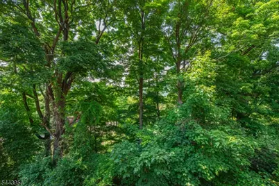 2 Steamboat Dr, Vernon, NJ 07462 - Photo 8