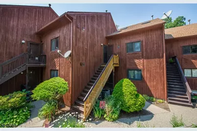 2 Steamboat Dr, Vernon, NJ 07462 - Photo 24