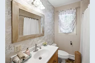 76 Long Hill Rd, Long Hill Township, NJ 07933 - Photo 16