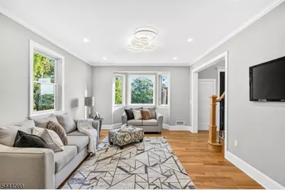 1395A Washington Valley Rd, Bridgewater, NJ 08807 - Photo 4