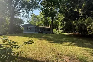 383 Emerson Ln, Berkeley Heights Township, NJ 07922 - Photo 2