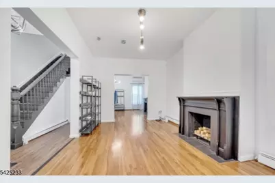13 2nd Ave, Newark, NJ 07104 - Photo 4