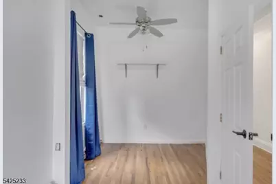 13 2nd Ave, Newark, NJ 07104 - Photo 18