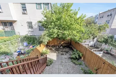 13 2nd Ave, Newark, NJ 07104 - Photo 24
