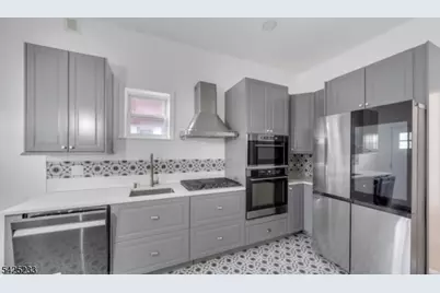 13 2nd Ave, Newark, NJ 07104 - Photo 8