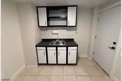 125 Hampton Hse Rd Rt206, Hampton Township, NJ 07860 - Photo 4
