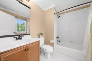 61 Perryville Rd, Union Township, NJ 08867 - Photo 32