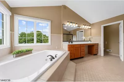 61 Perryville Rd, Union Township, NJ 08867 - Photo 24