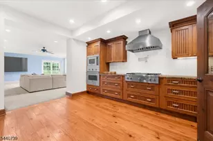 61 Perryville Rd, Union Township, NJ 08867 - Photo 36