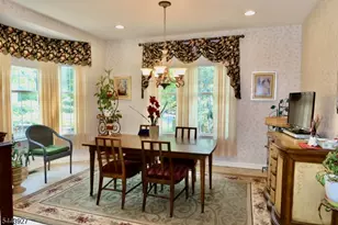 7 Dickerson Ct, Chester, NJ 07930 - Photo 6