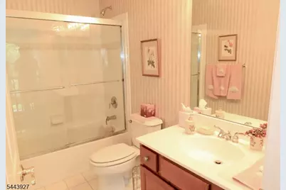 7 Dickerson Ct, Chester, NJ 07930 - Photo 16