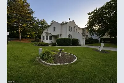 1 Cliffside Ct, Hardyston Township, NJ 07419 - Photo 2