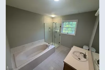 1 Cliffside Ct, Hardyston Township, NJ 07419 - Photo 22