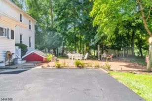 585 Meadow Rd, Bridgewater, NJ 08807 - Photo 14