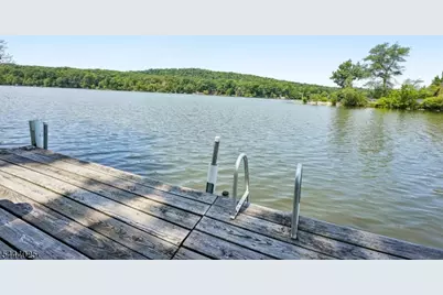 1009 Lakeside Drive East, Vernon, NJ 07422 - Photo 38