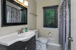 4 Park Ln, Franklin Township, NJ 08540 - Photo 20