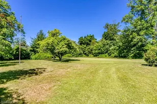 4 Park Ln, Franklin Township, NJ 08540 - Photo 26