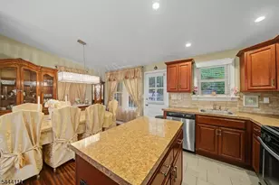 211 Franklin Rd, Denville, NJ 07834 - Photo 12