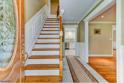 410 Stony Brook Dr, Bridgewater, NJ 08807 - Photo 4