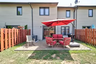 10 Plum Ct, Raritan Township, NJ 08822 - Photo 20