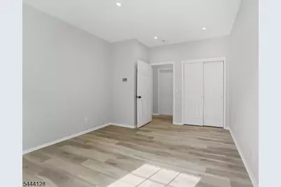 1311 Richmond Rd #311, West Milford, NJ 07480 - Photo 12