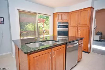 4 Heather Hill Way, Bridgewater, NJ 08807 - Photo 10