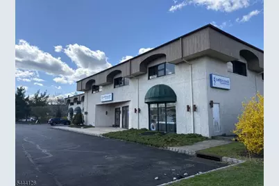 14 Commerce St, Raritan Township, NJ 08822 - Photo 2