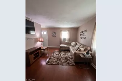 40-42 Moffett St, Woodbridge Township, NJ 08863 - Photo 2