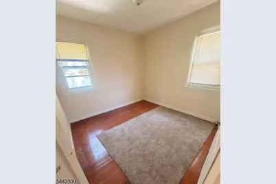 40-42 Moffett St, Woodbridge Township, NJ 08863 - Photo 16