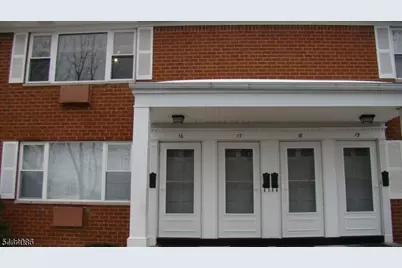 17 Lincoln Gdns, Parsippany, NJ 07034 - Photo 2