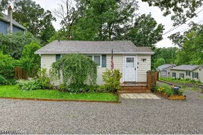 89 Tintle Ave, West Milford, NJ 07480 - Photo 2