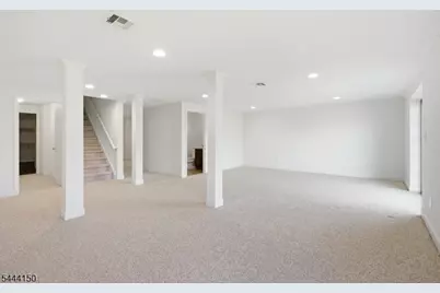 98 Tarrington Rd, Hardyston Township, NJ 07419 - Photo 32
