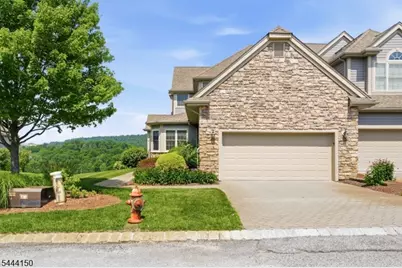 98 Tarrington Rd, Hardyston Township, NJ 07419 - Photo 2