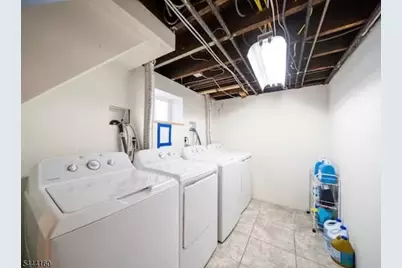 49 Livingston Ave #1, Lyndhurst Township, NJ 07071 - Photo 18