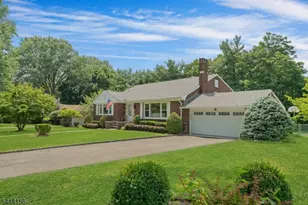117 Yantacaw Brook Rd, Montclair, NJ 07043 - Photo 1
