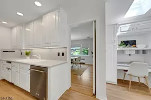 117 Yantacaw Brook Rd, Montclair, NJ 07043 - Photo 8