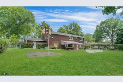 117 Yantacaw Brook Rd, Montclair, NJ 07043 - Photo 28