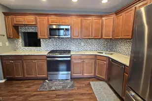 16 Lyon Ln, Franklin Township, NJ 08823 - Photo 4