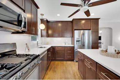 373 Union Ave, Clifton, NJ 07011 - Photo 10