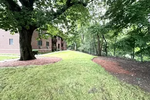 666 Mill St, Belleville Twp., NJ 07109 - Photo 18