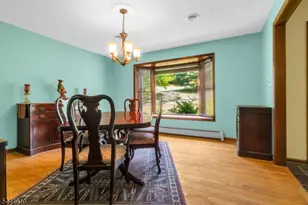 10 Tara Ct, Hardwick Township, NJ 07825 - Photo 10