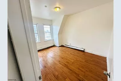 78 Fern Ave, Irvington, NJ 07111 - Photo 4