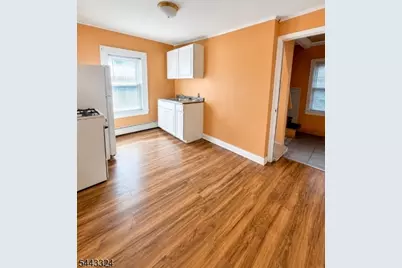 552 E Jersey St, Elizabeth, NJ 07206 - Photo 6