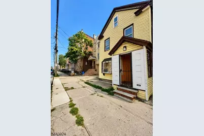 552 E Jersey St, Elizabeth, NJ 07206 - Photo 1