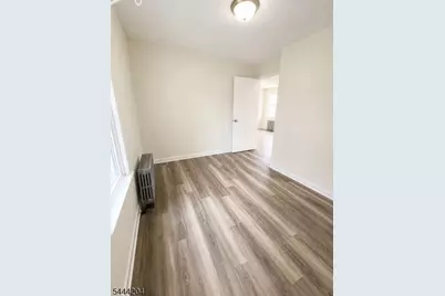 138 E Jersey St #1, Elizabeth, NJ 07206 - Photo 4