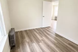 138 E Jersey St, Elizabeth, NJ 07206 - Photo 4