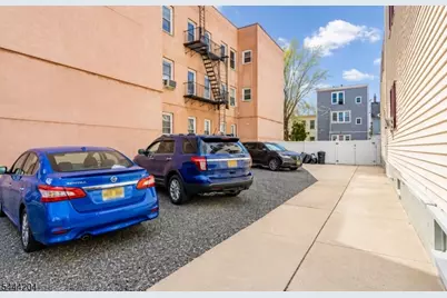 138 E Jersey St #1, Elizabeth, NJ 07206 - Photo 12