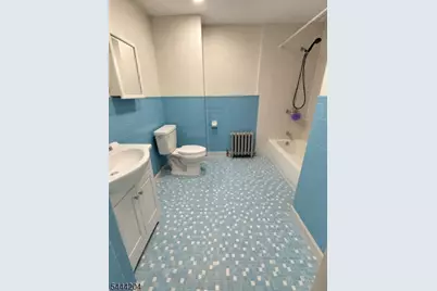 138 E Jersey St #1, Elizabeth, NJ 07206 - Photo 10