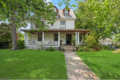 129 S Munn Ave, East Orange, NJ 07018 - Photo 1